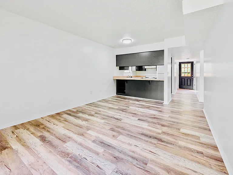 7001 N Chas Dr #A — Photo 7