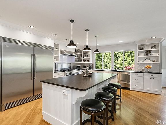 5th image of 8305 57th Ave NW