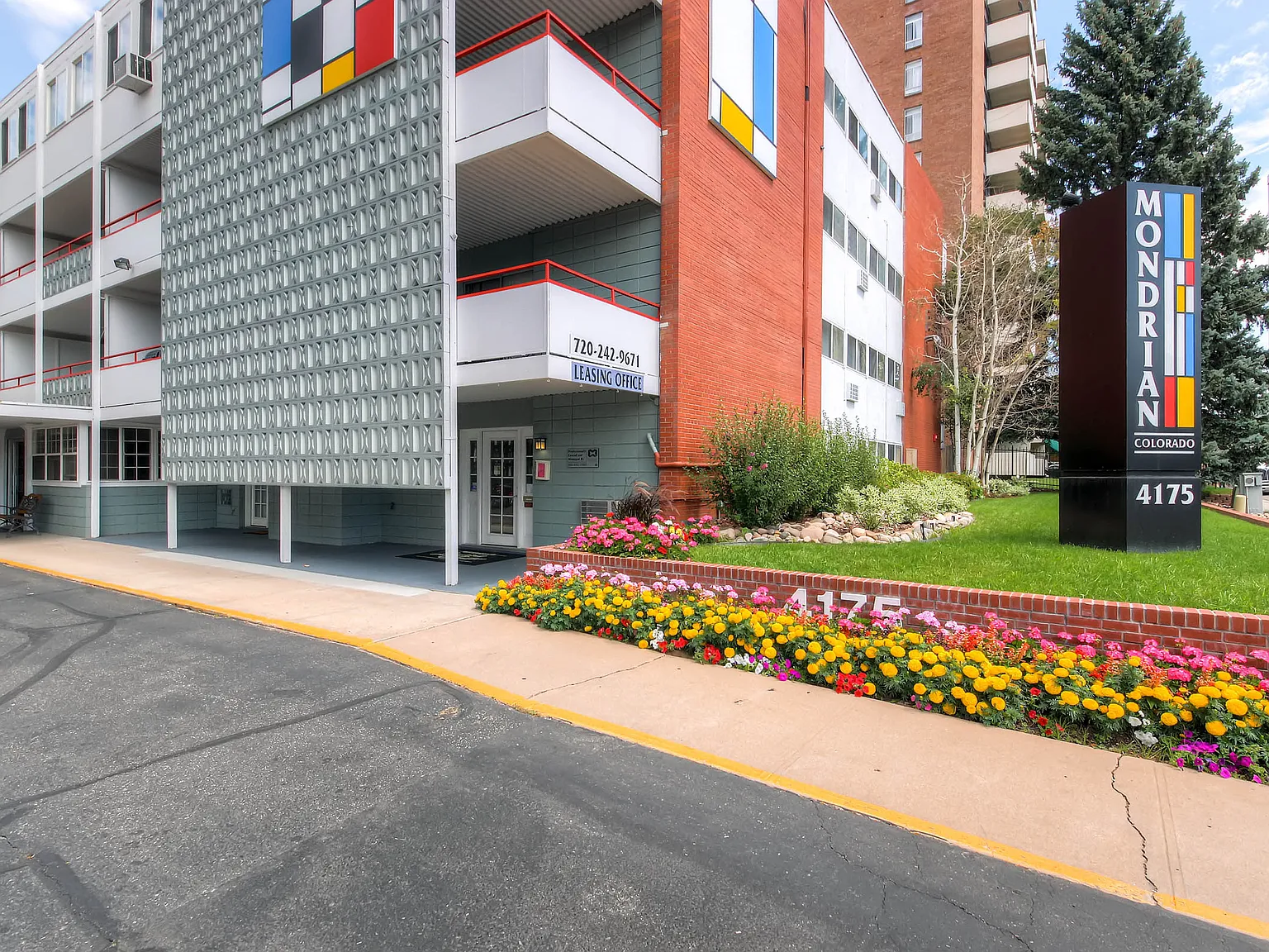 Mondrian Colorado — Photo 2