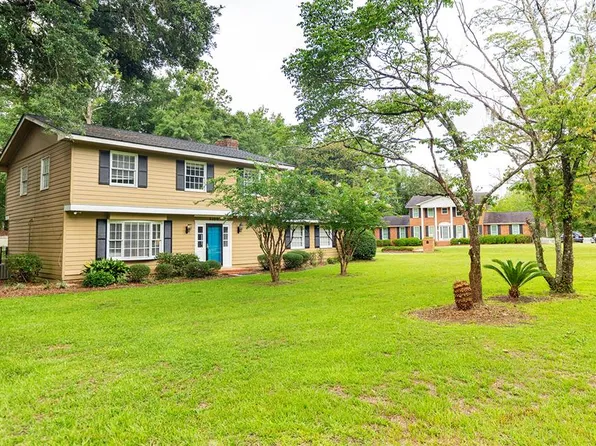 2100 Twin Lakes Dr, Bainbridge, GA 39819