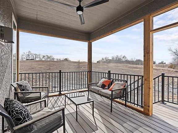 3rd image of 11546 S Olathe View Rd