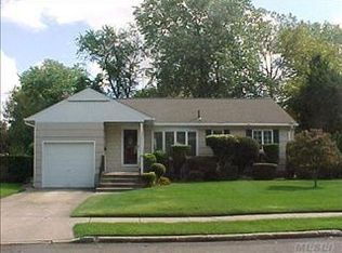 1920 Central Dr N, East Meadow, NY 11554