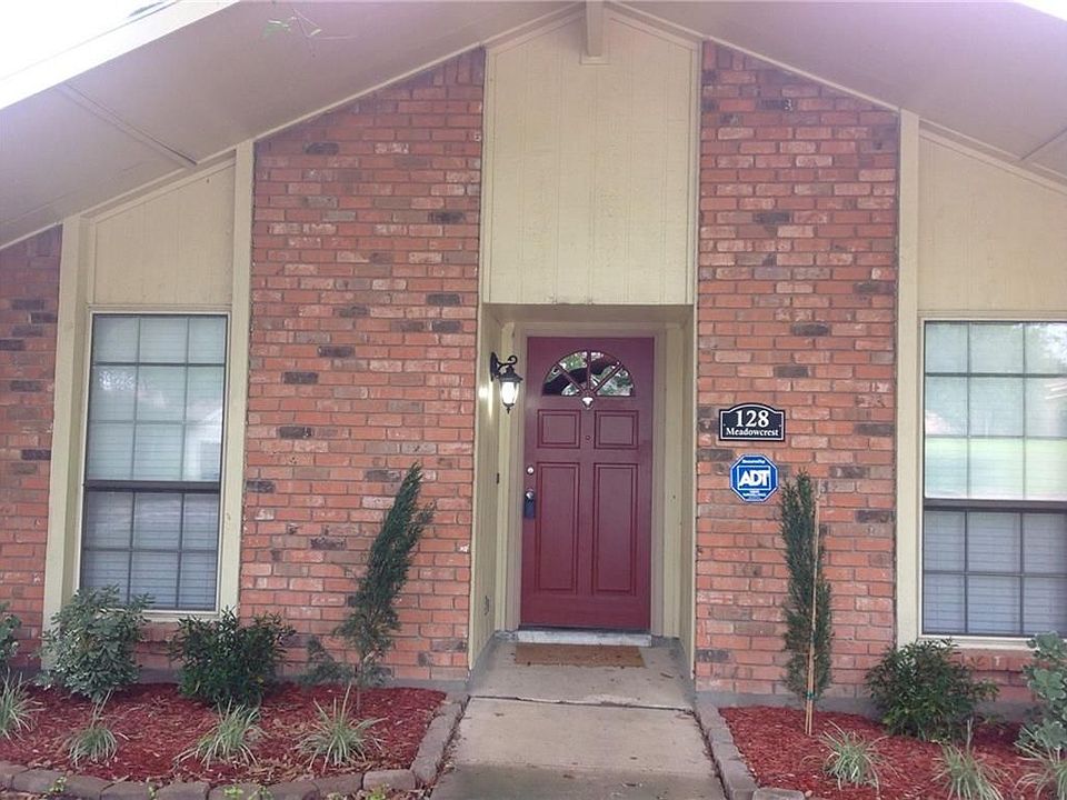 1st image of 128 Meadowcrest Dr