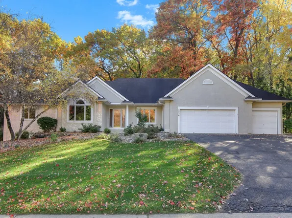 2026 Safari Heights Trl, Eagan, MN 55122