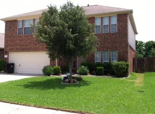 8718 E Highlands Xing, Highlands, TX 77562