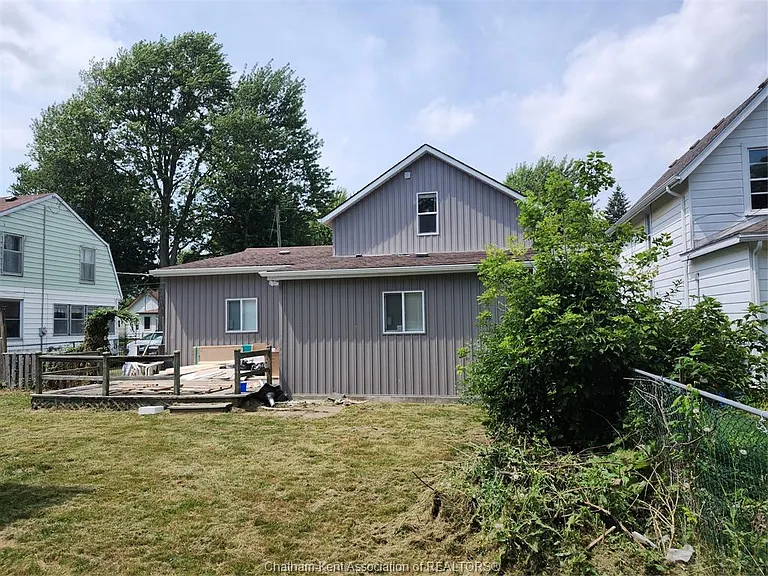 22 Gray St #B — Photo 17