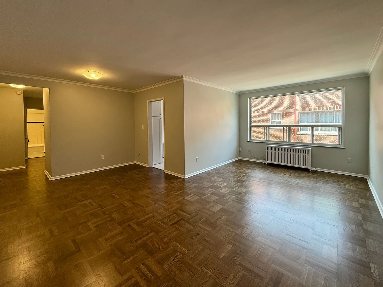 2 bed, 750 sqft, $2,190 — Photo 1