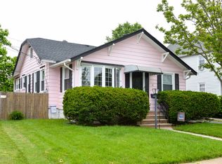 37 Windsor Ct, Neptune, NJ 07753