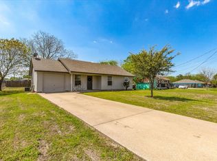 304 Pearl St, Cleburne, TX 76031