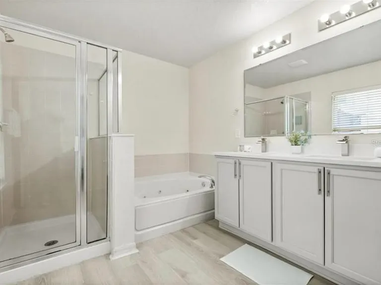 4717 Blue Diamond St — Photo 14