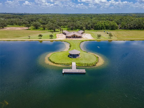 7887 Fm 1468 S, Bay City, TX 77414