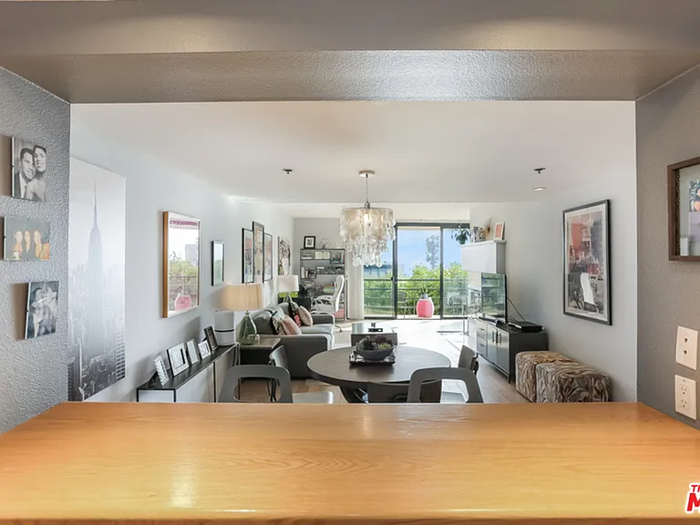 2960 Neilson Way #302 — Photo 6
