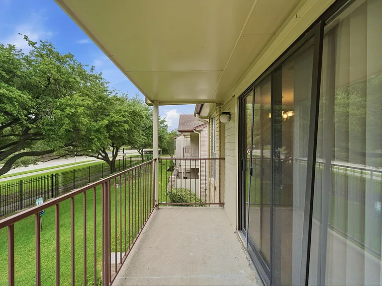 2120 El Paseo St #2812 — Photo 23
