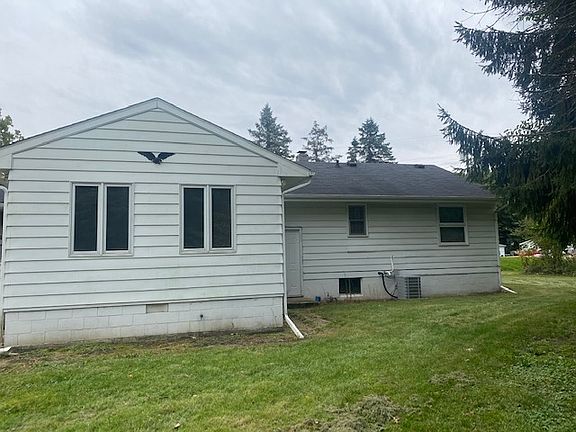 5th image of 58675 Crumstown Hwy