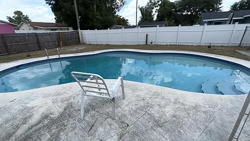 388 Notre Dame Dr Photo 1