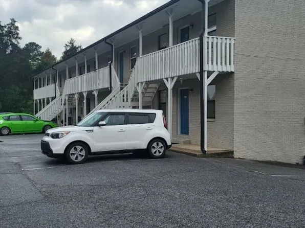 Cedar Green, 5311 Cedar Green Dr #201, Walkertown, NC 27051