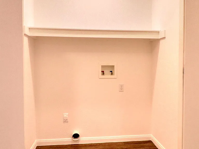 2221 Bowie Dr #11 — Photo 18