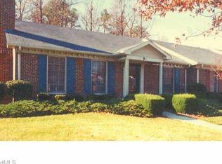 9D Prairie Trl, Greensboro, NC 27410