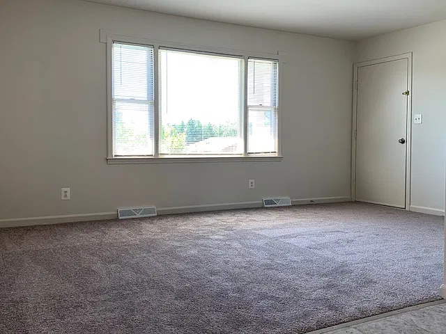 2 bed, 825 sqft, $1,500 — Photo 3