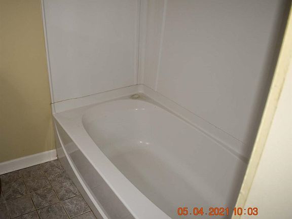 3rd image of 2507 W Cumberland St