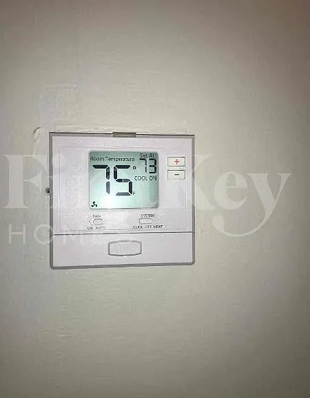 1211 N 74th Way — Photo 33