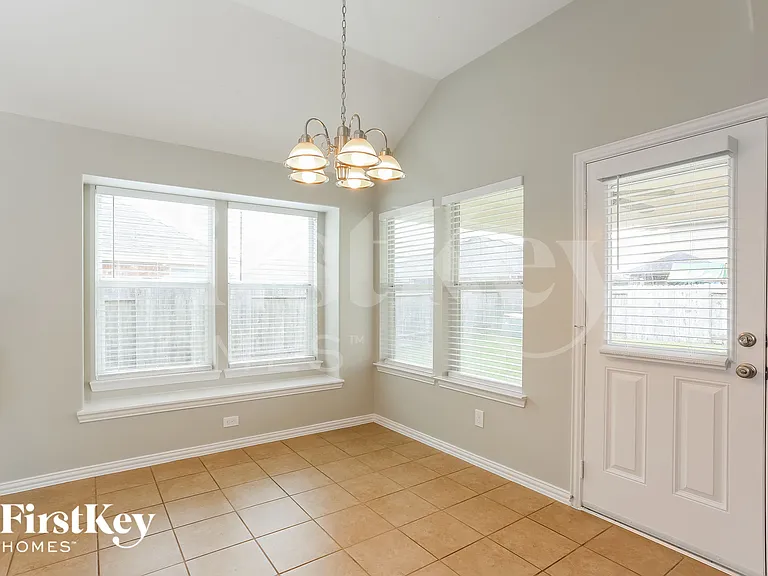 6542 Turner Fields Ln — Photo 5