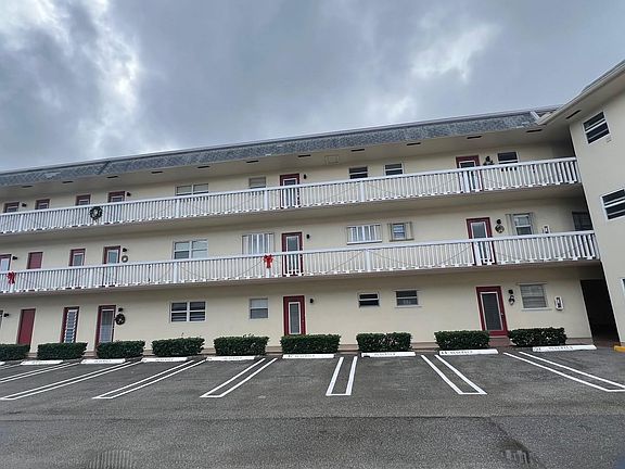 3rd image of 4321 NW 16th Street #308C