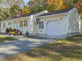 67 Crestwood Dr, Northborough, MA 01532