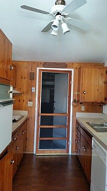 4th image of 9458 Bantam Ave