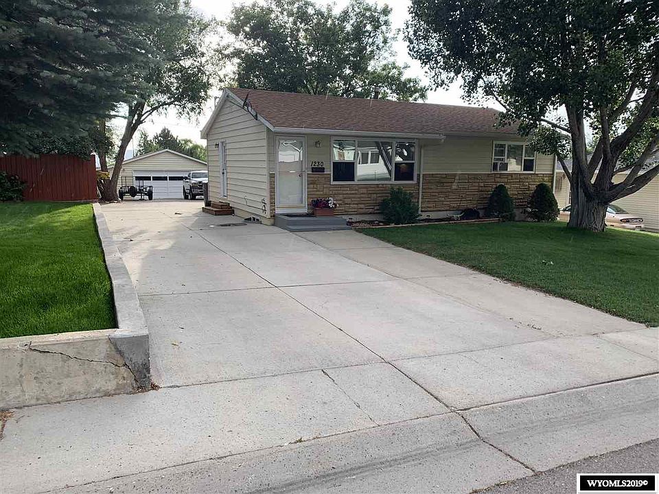 1st image of 1230 McKinley Ave