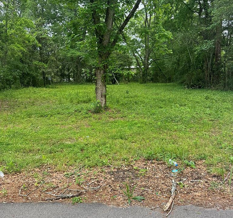 1st image of 1227 S 17th Ave