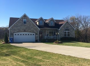 2831 NE Kansa Trl, Topeka, KS 66617