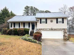 406 Ridgecrest Dr, La Fayette, GA 30728