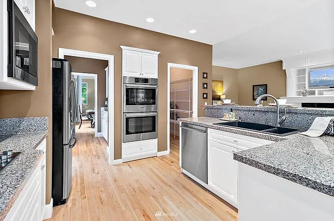 24504 SE 3rd Ct — Photo 7