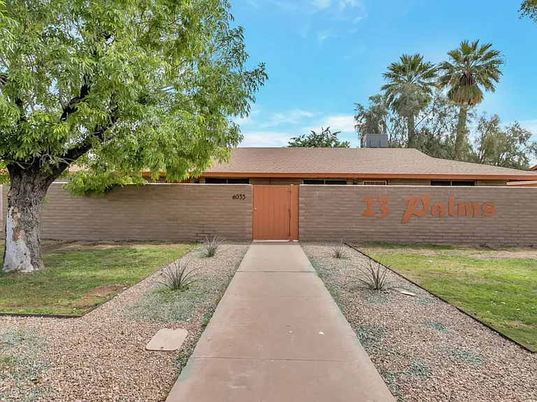 23 Palms Apartments — Photo 7