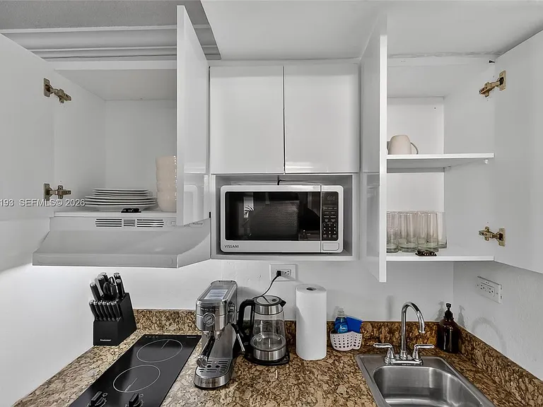 19201 Collins Ave #1123 — Photo 23