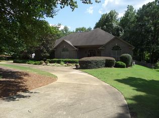 73 Lake Harding Dr, Hamilton, GA 31811