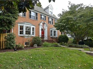 5707 Rockmere Dr, Bethesda, MD 20816