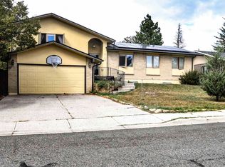 5168 Hoy Rd, Cheyenne, WY 82009