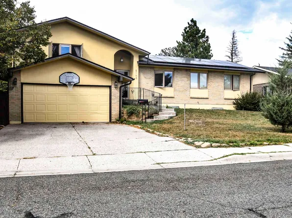 5168 Hoy Rd, Cheyenne, WY 82009