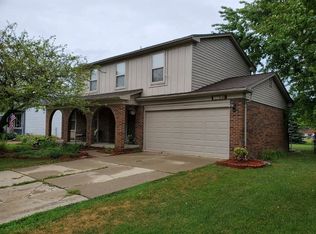 42356 Lynda Dr, Clinton Township, MI 48038