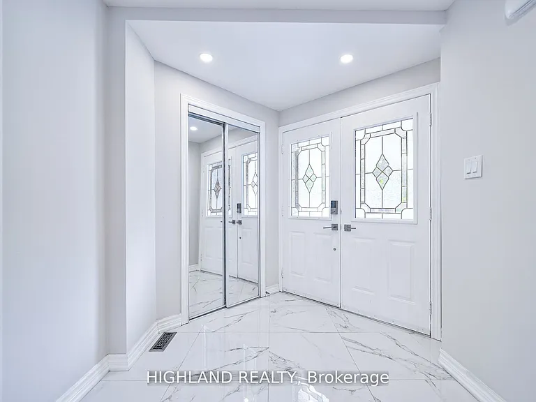 3591 Copernicus Dr — Photo 4