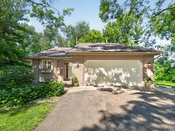 6440 Oriole Ave, Excelsior, MN 55331