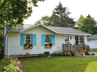 20 Somerset Ln, Victor, NY 14564
