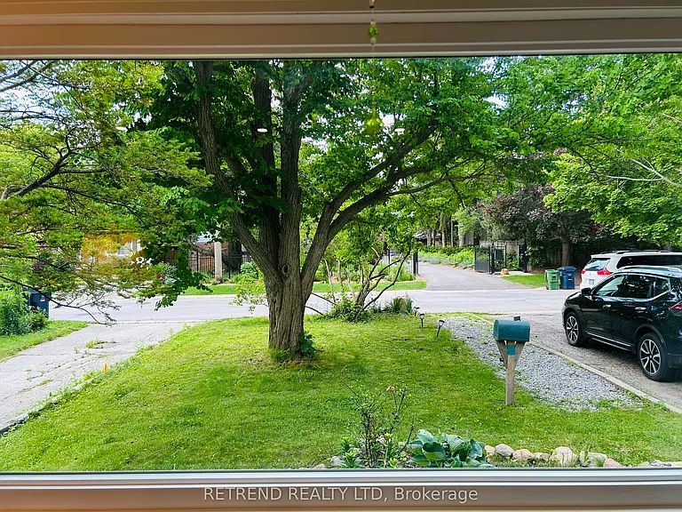 22 Wentworth Ave — Photo 14
