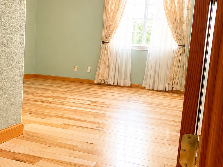 1041 Parkinson Ct — Photo 7