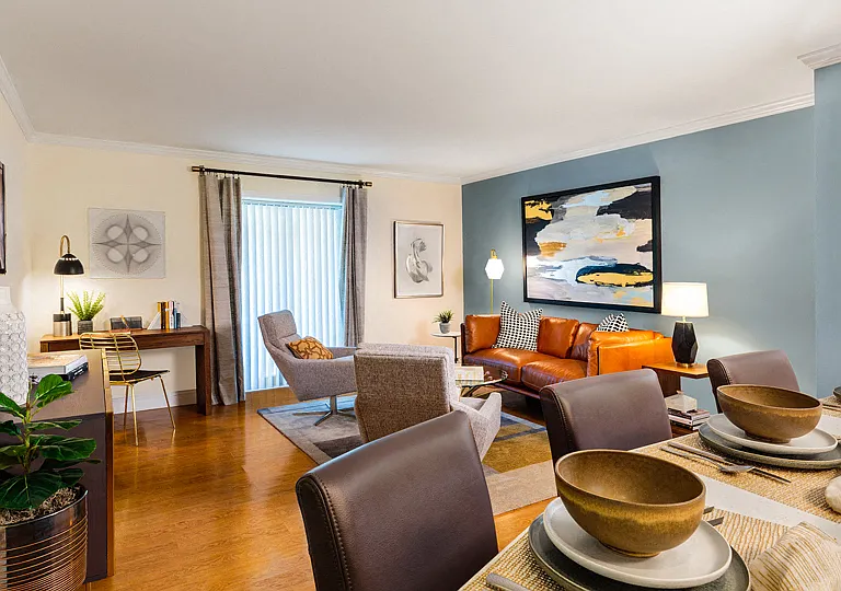 Water View Terrace Apartments - Arlington Style Living Room