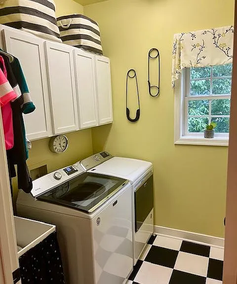 4896 Highlands Pl — Photo 8