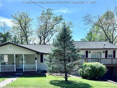 111 Bryn Mawr Way, Culloden, WV, 25510