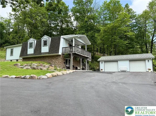 1076 Five Points Richmond Rd, Bangor, PA 18013